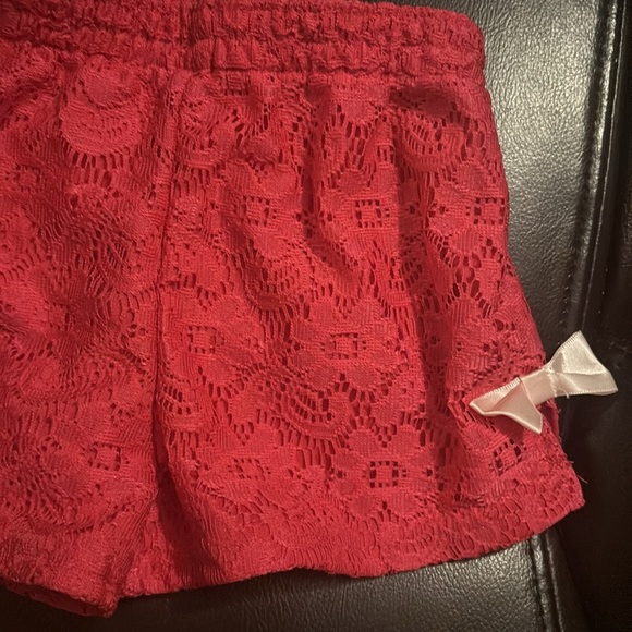 2T girls shorts - Picture 2 of 5